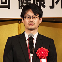 山下 侑吾
日本での新型コロナウイルス感染症と血栓症を調査するタスクフォース代表:京都大学大学院医学研究科 循環器内科学 助教